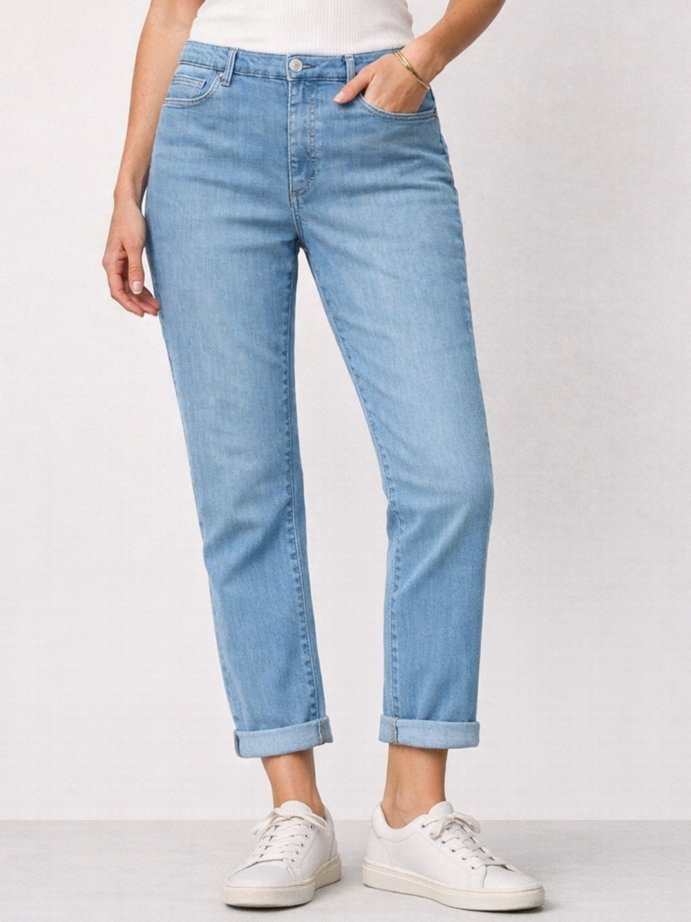 FDJ Olivia Light Wash Straight Leg Cuffed or Un-cuffed Jeans Size 12